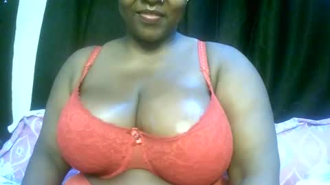 Snapshot of sexxi_ebony chatting on May 2026 07:35:01 AM sexxi_ebony online show from May 2026 07:35:01 AM