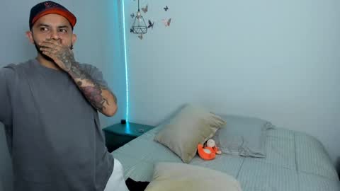 David y Sammy online show from January 2025 02:11:02 AM