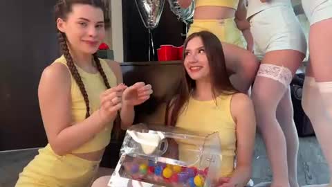 Snapshot of sexxxsirens chatting on July 2026 03:21:02 PM Hannah Monica Annie Andrea Eva Lina online show from July 2026 03:21:02 PM