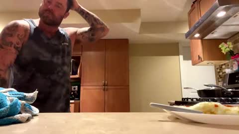 Big uncut hunk online show from February 2025 12:58:02 PM