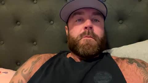 Big uncut hunk online show from October 2025 06:36:01 PM