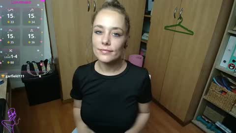 sexxxycrystali online show from November 2025 08:46:02 AM
