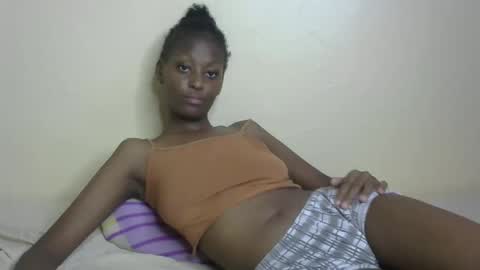 Snapshot of sexxy_bum23 chatting on February 2025 11:51:02 PM sexxy bum online show from February 2025 11:51:02 PM