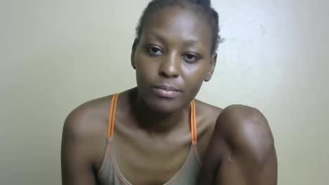 Snapshot of sexxy_bum23 chatting on February 2025 03:53:01 AM sexxy bum online show from February 2025 03:53:01 AM
