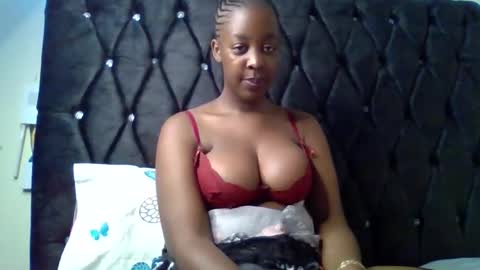 sexxy_chery online show from March 2026 12:17:02 AM