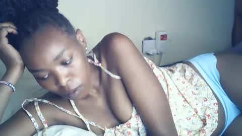 sexxy_curvy23 online show from April 2026 04:04:02 AM