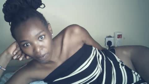 sexxy_curvy23 online show from May 2026 01:33:01 AM