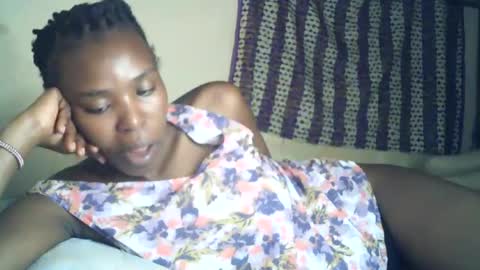 sexxy_curvy23 online show from August 2026 06:32:01 PM