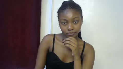 Snapshot of sexxy_divaa chatting on April 2026 09:39:33 PM vicky online show from April 2026 09:39:33 PM