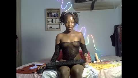 Snapshot of sexxy_flave chatting on January 2026 10:52:02 AM Sexxy Flave online show from January 2026 10:52:02 AM