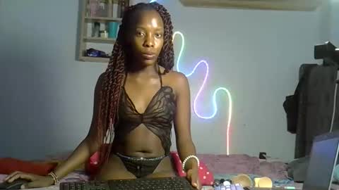 Snapshot of sexxy_flave chatting on February 2026 08:43:01 AM Sexxy Flave online show from February 2026 08:43:01 AM
