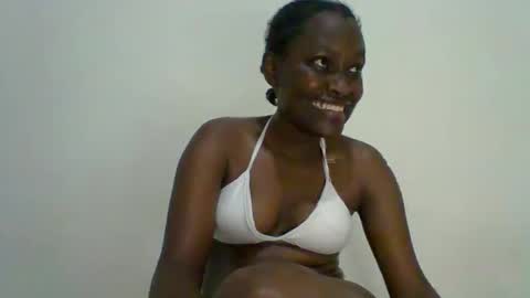 Snapshot of sexxy_kendrah chatting on October 2025 06:53:01 PM lorna online show from October 2025 06:53:01 PM