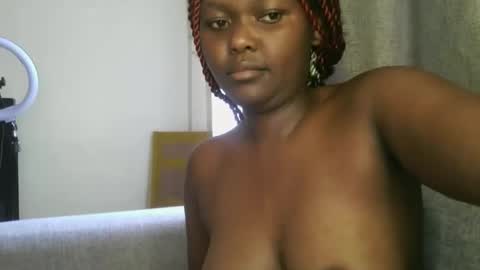 Snapshot of sexxy_lynne chatting on September 2025 08:35:01 AM sexxy_lynne online show from September 2025 08:35:01 AM