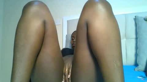 Snapshot of sexxyivy chatting on February 2025 02:12:01 AM ivy online show from February 2025 02:12:01 AM