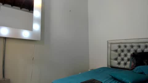 sexxylatincouple1 online show from October 2025 10:16:02 AM