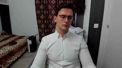 Snapshot of sexxymuscles4u chatting on March 2025 12:47:01 PM Sexxymuscles4U online show from March 2025 12:47:01 PM