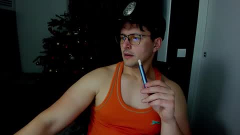 Sexxymuscles4U online show from January 2026 01:46:02 PM
