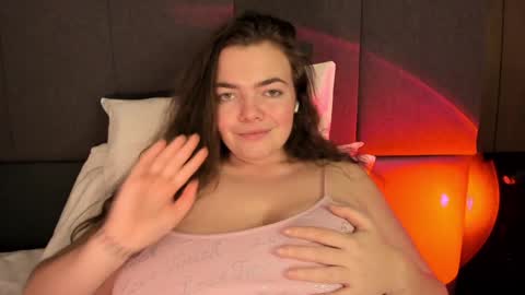 Hello dear. I will be glad to meet you.  see you soon. online show from January 2025 09:53:01 PM