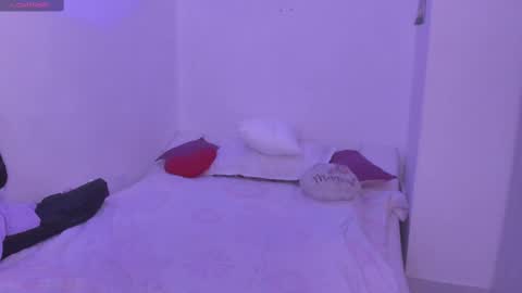 Snapshot of sexy_and_naughty_girl chatting on February 2025 10:21:02 PM Lucy Annyy online show from February 2025 10:21:02 PM
