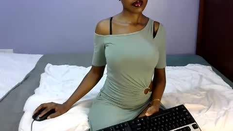 Snapshot of sexy_b7 chatting on June 2026 08:45:01 PM kiki online show from June 2026 08:45:01 PM
