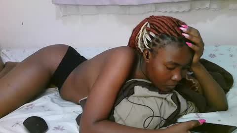 Snapshot of sexy_banice chatting on August 2026 03:19:01 AM sexy_banice online show from August 2026 03:19:01 AM
