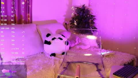 Snapshot of sexy_blonde_doll chatting on February 2025 11:25:02 PM Lina online show from February 2025 11:25:02 PM