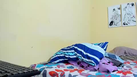 sexy_blondes_ online show from May 2026 01:56:01 AM