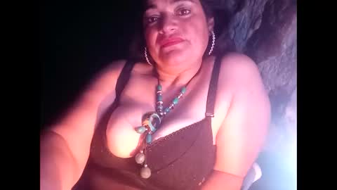 Snapshot of sexy_camy chatting on March 2025 04:28:01 AM Camy Yamy online show from March 2025 04:28:01 AM