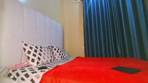 foxxy sweets online show from May 2026 03:56:01 AM