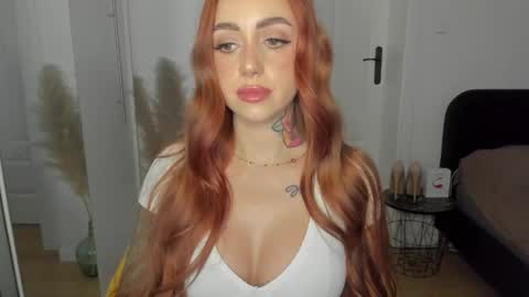 C o r a l i e online show from November 2025 03:00:01 PM