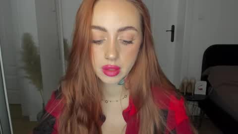 C o r a l i e online show from November 2025 02:45:02 PM