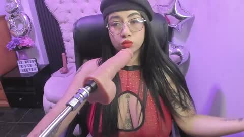  C R I S T A L  online show from May 2026 08:38:02 PM