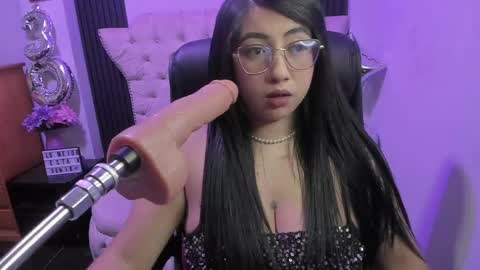  C R I S T A L  online show from May 2026 07:45:02 PM