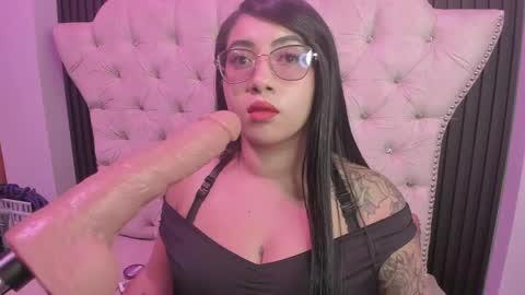 Snapshot of sexy_cristall chatting on June 2026 09:10:01 PM C R I S T A L online show from June 2026 09:10:01 PM