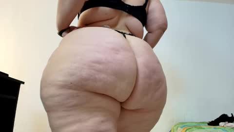 Snapshot of sexy_curvi chatting on January 2025 07:50:01 PM karla instagram online show from January 2025 07:50:01 PM