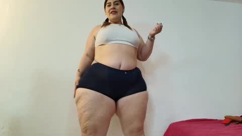 Snapshot of sexy_curvi chatting on January 2025 05:02:02 PM karla instagram online show from January 2025 05:02:02 PM
