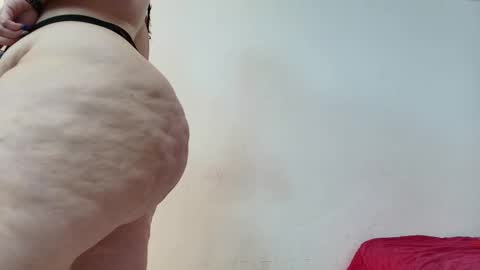 Snapshot of sexy_curvi chatting on February 2025 04:41:02 PM karla instagram online show from February 2025 04:41:02 PM