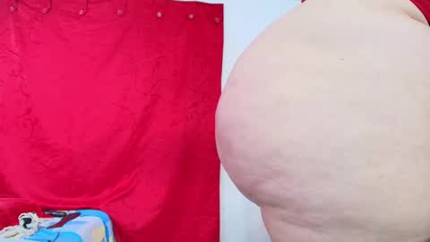 Snapshot of sexy_curvi chatting on September 2025 03:26:02 PM karla instagram online show from September 2025 03:26:02 PM