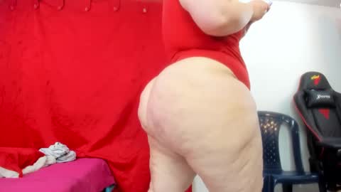 Snapshot of sexy_curvi chatting on October 2025 03:21:02 PM karla instagram online show from October 2025 03:21:02 PM