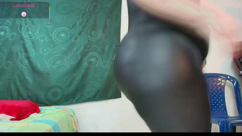 karla           instagram  online show from November 2025 05:02:01 PM