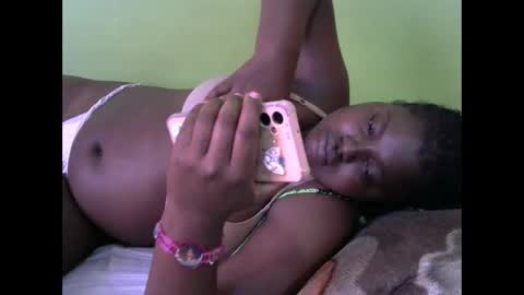 Snapshot of sexy_divana chatting on January 2025 09:37:02 AM sexy_divana online show from January 2025 09:37:02 AM