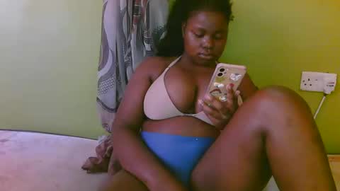 Snapshot of sexy_divana chatting on February 2025 06:22:02 AM sexy_divana online show from February 2025 06:22:02 AM