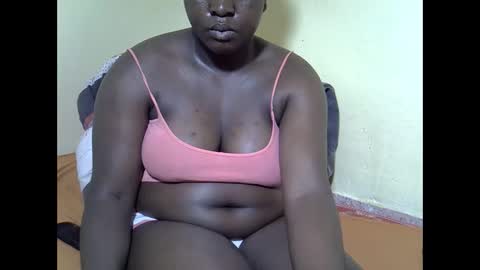 Snapshot of sexy_ebony20 chatting on September 2025 03:50:02 AM ebony online show from September 2025 03:50:02 AM