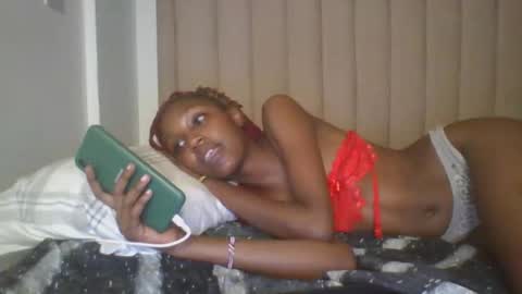 Snapshot of sexy_ebony_nica chatting on October 2025 01:33:02 PM sexy_ebony_nica online show from October 2025 01:33:02 PM