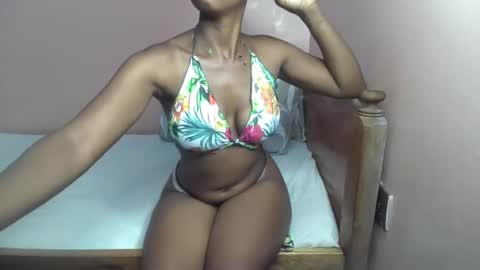 Ellahh online show from November 2025 03:23:01 AM