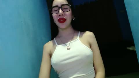 sexy_emily92 online show from February 2026 09:52:01 AM