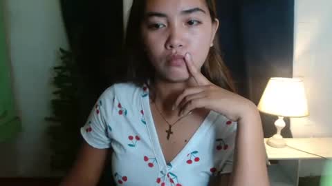 Snapshot of sexy_enya chatting on October 2025 02:49:01 PM Enya3 online show from October 2025 02:49:01 PM