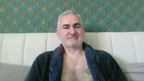 Antonio online show from April 2026 09:06:01 AM