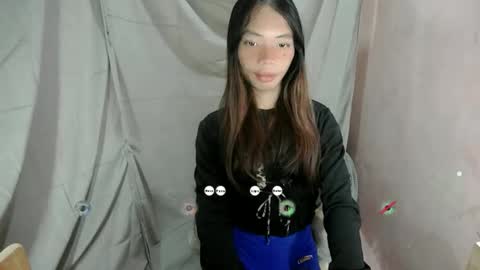 Snapshot of sexy_jeann chatting on November 2025 11:19:02 PM Shane online show from November 2025 11:19:02 PM