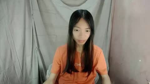 Snapshot of sexy_jeann chatting on December 2025 01:32:01 AM Shane online show from December 2025 01:32:01 AM